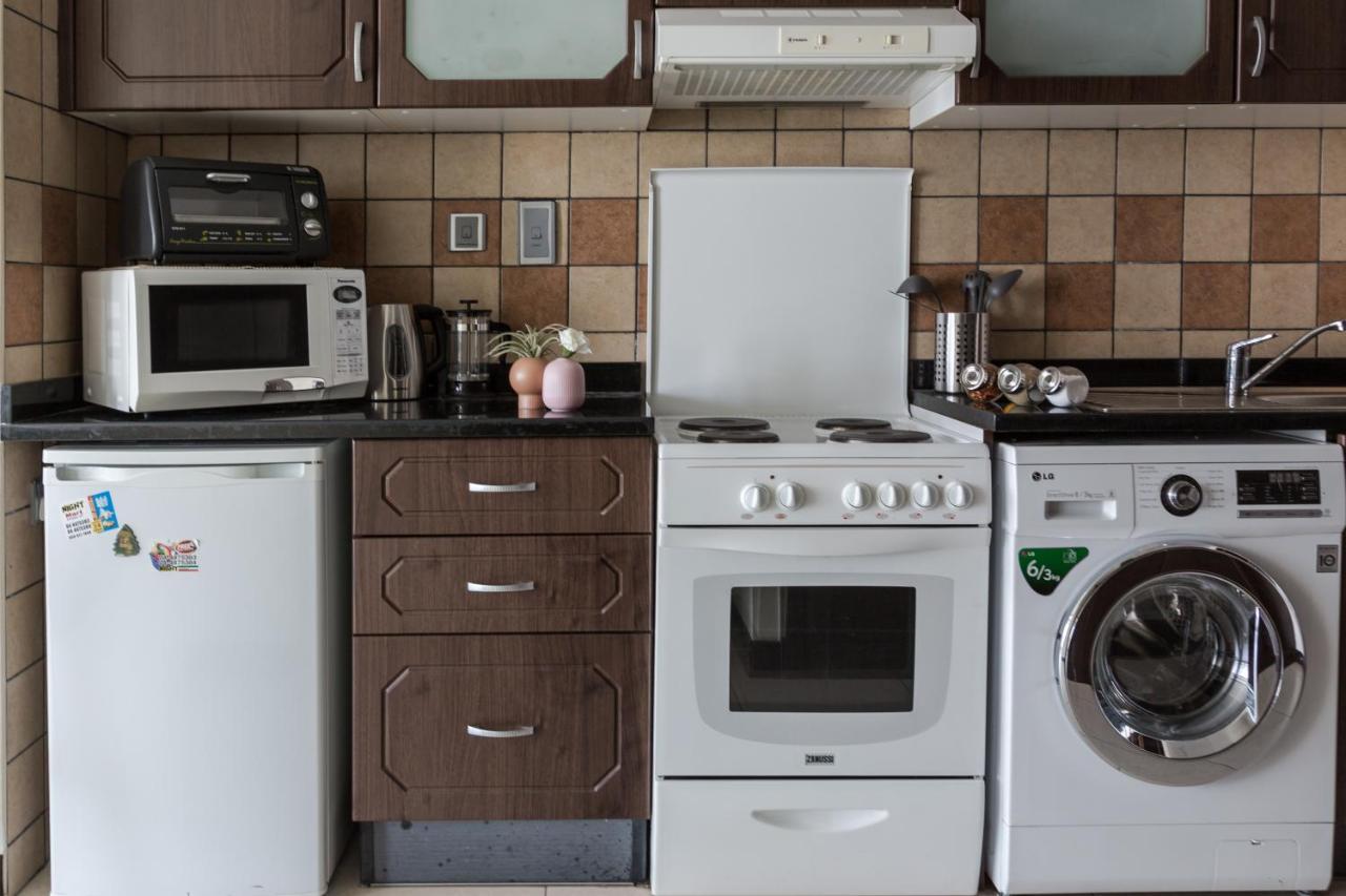 Higuests - Cozy Studio With Panoramic Views On The Lake Lejlighed Dubai Eksteriør billede