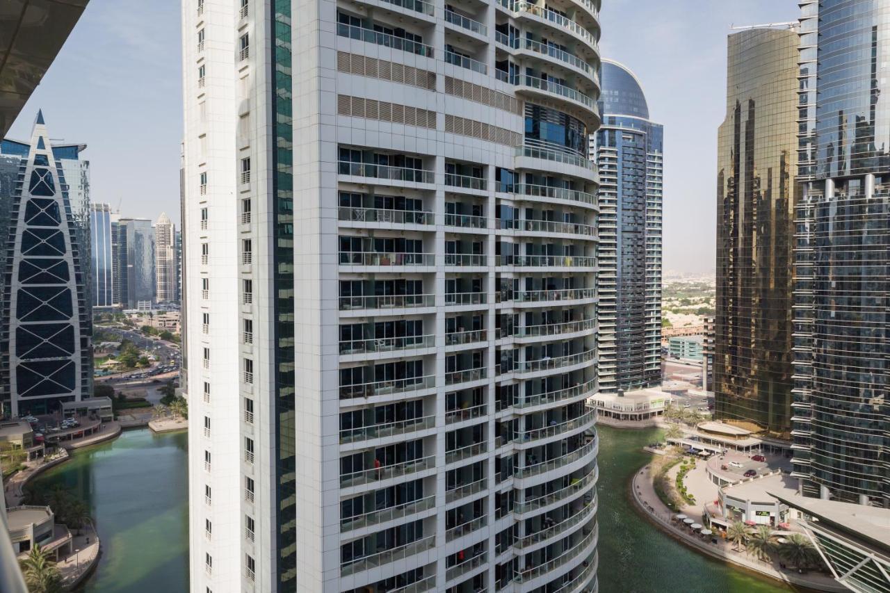 Higuests - Cozy Studio With Panoramic Views On The Lake Lejlighed Dubai Eksteriør billede